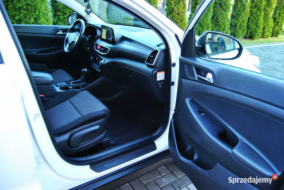 Hyundai Tucson 16CRDIHYBRID48 VKamera GPS ALU 19 lakier metallic Tucson