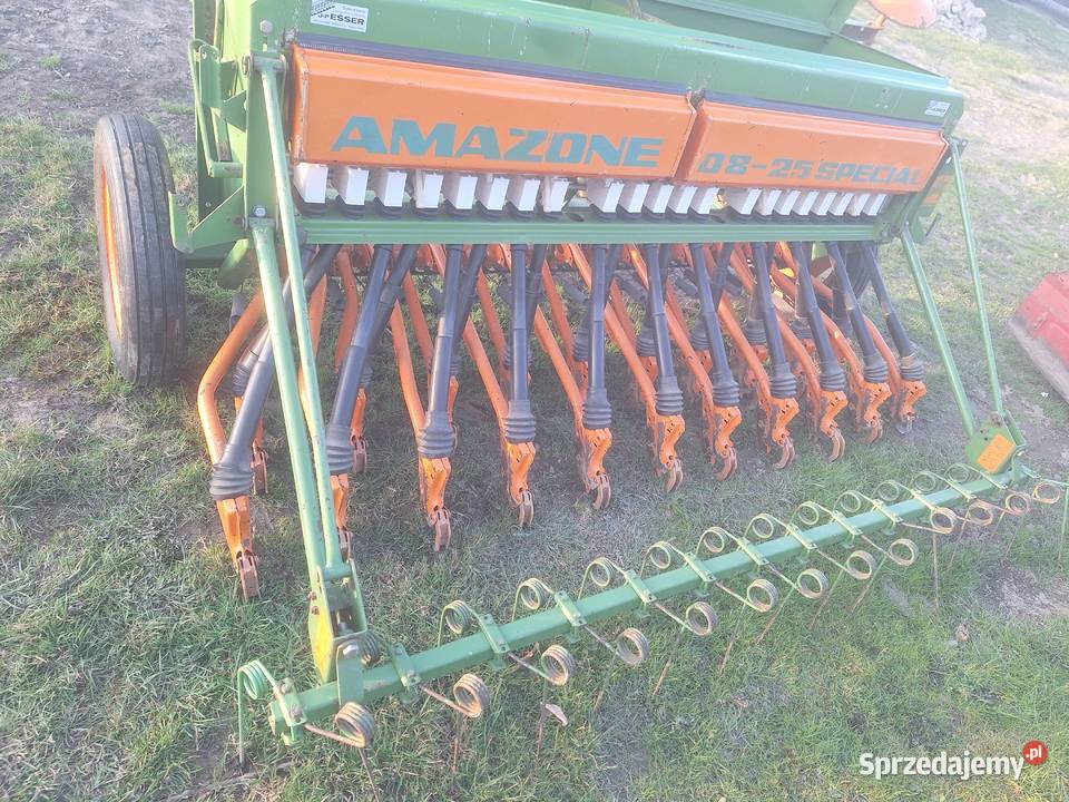 Siewnik zbożowy Amazone D8 special 25m Łubnice sprzedam