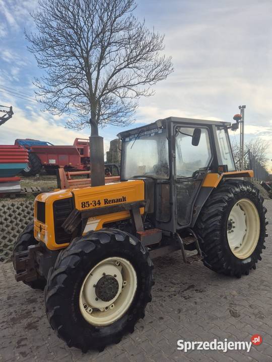 Ciągnik Renault Kolno
