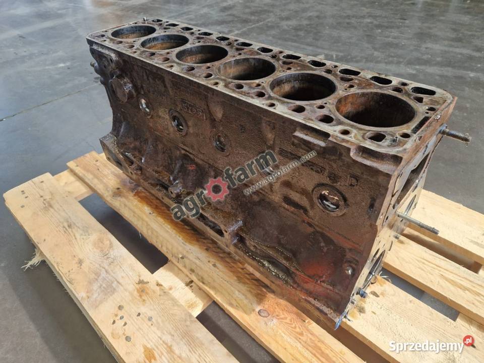 Blok silnika Fiat 10090DT 10090 Byków