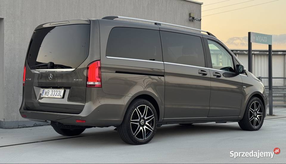Mercedes Vklasa V250 Avangarde 190 salon Warszawa sprzedam
