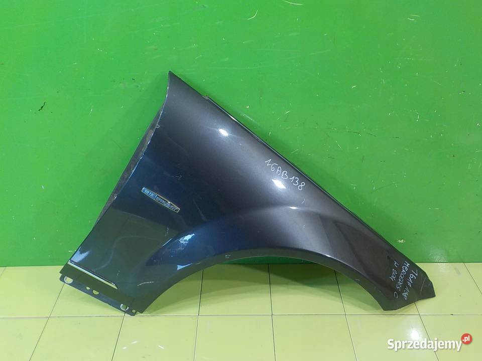 MERCEDES C W204 10r KOMBI blotnik prawy przod Suków