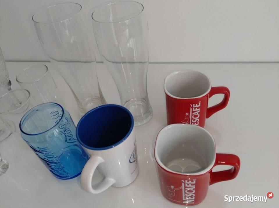 Szklanki kubki różne naczynia zestaw