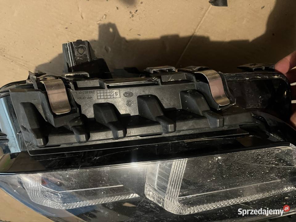 BMW X1 U11 2023r Pozostałość z lamp przód Bełchatów