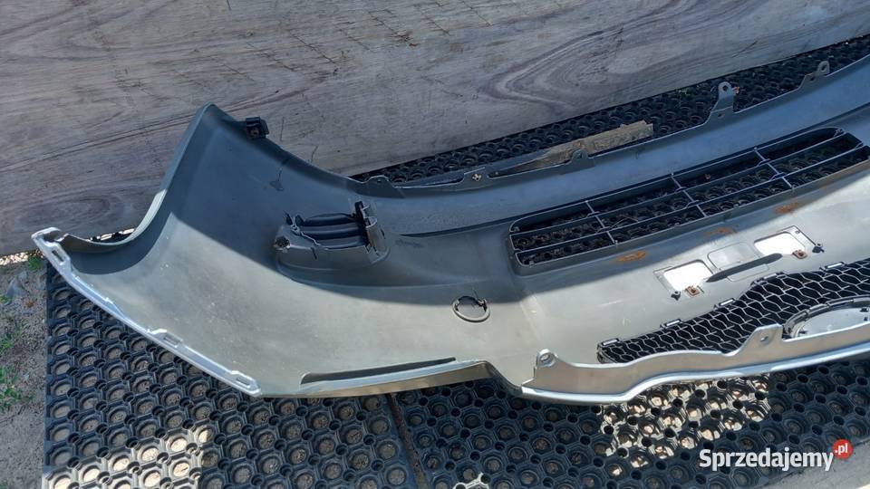 TOYOTA YARIS II ZDERZAK PRZÓD Zbierkowo sprzedam