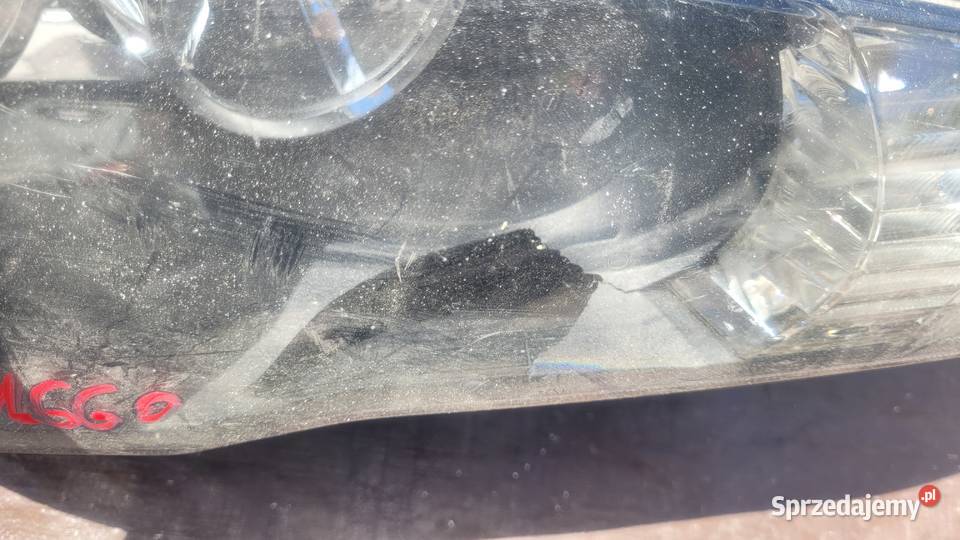 MITSUBISHI LANCER VIII LAMPA PRZÓD PRAWA