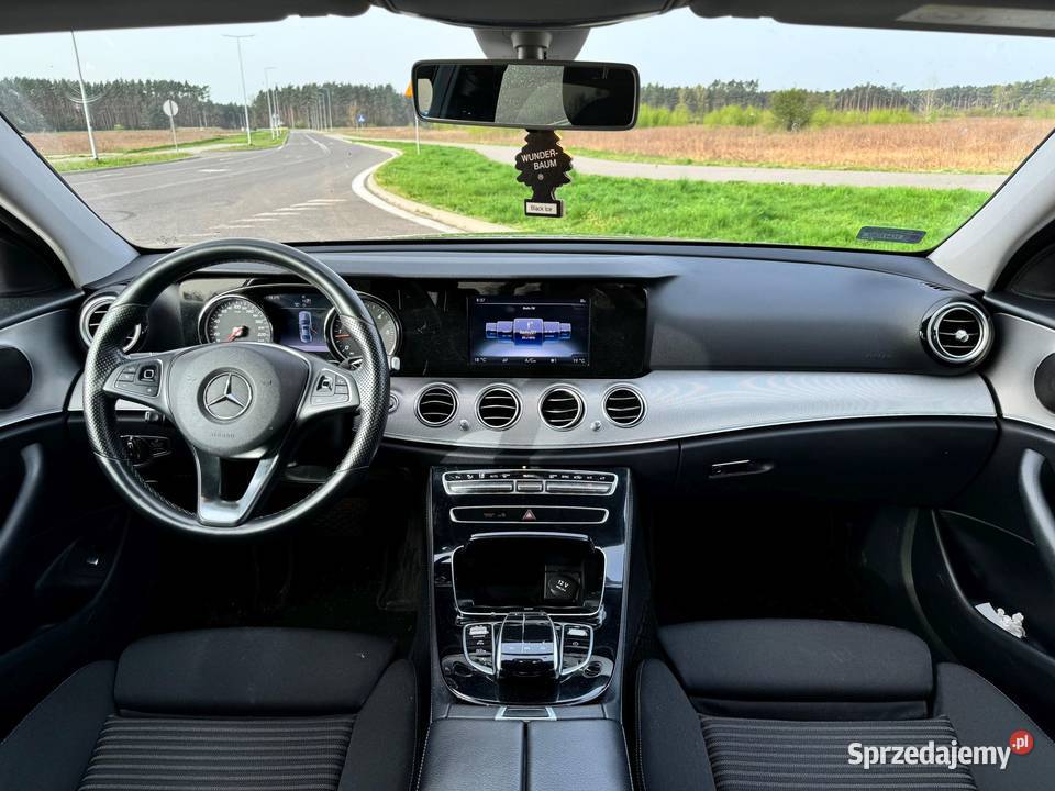 MercedesBenz Klasa E 220 d 9GTRONIC 200 2016r 200000km lubuskie Kostrzyn nad Odrą