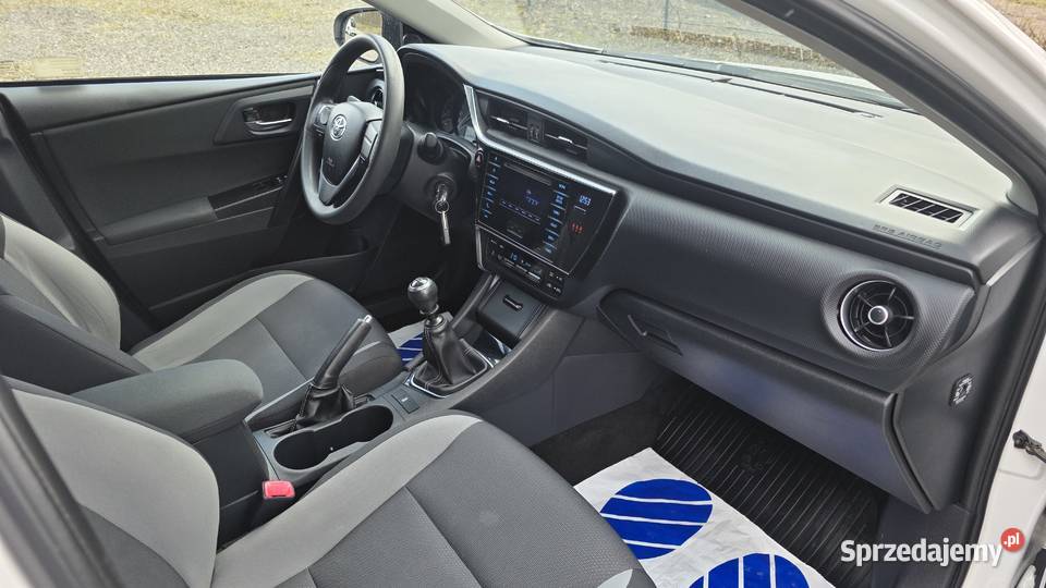 16 132 Salon Polska 132KM