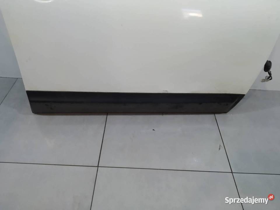 DRZWI PRAWE PRZÓD 326G J10 Nissan Qashqai I świętokrzyskie