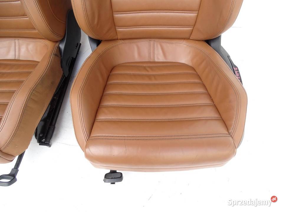 FOTELE KANAPA KOMPLET SKÓRA PODGRZEWANE UK VW