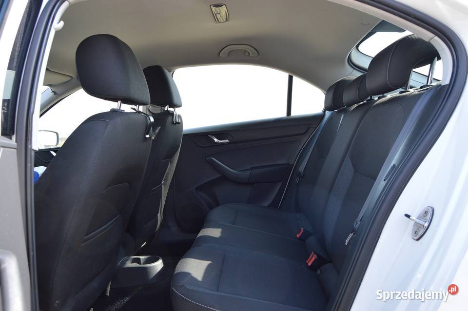 SKODA RAPID 12 TSI 2013r Długołęka