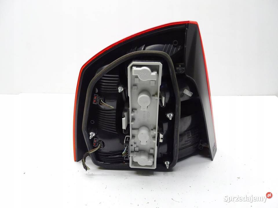 LAMPA PRAWY TYŁ PRAWA TYLNA 1Z5945096B SKODA osobowe Lampy przednie