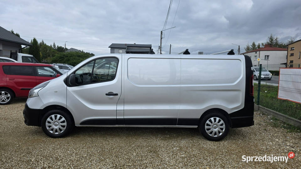Renault Trafic wersja długa klima sprzedam