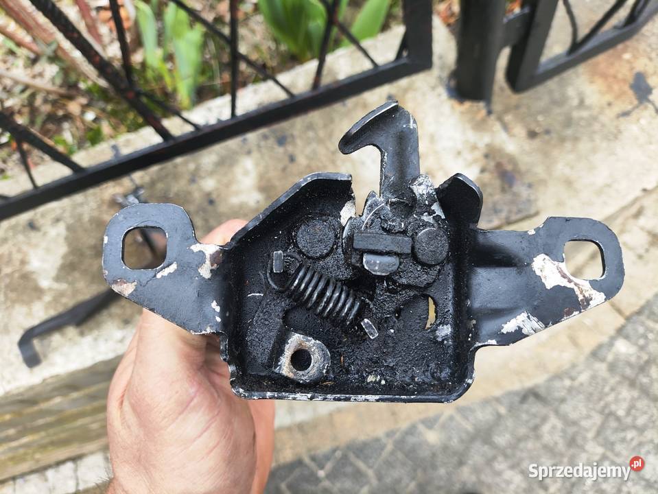 Zamek maski przedniej Renault Laguna III