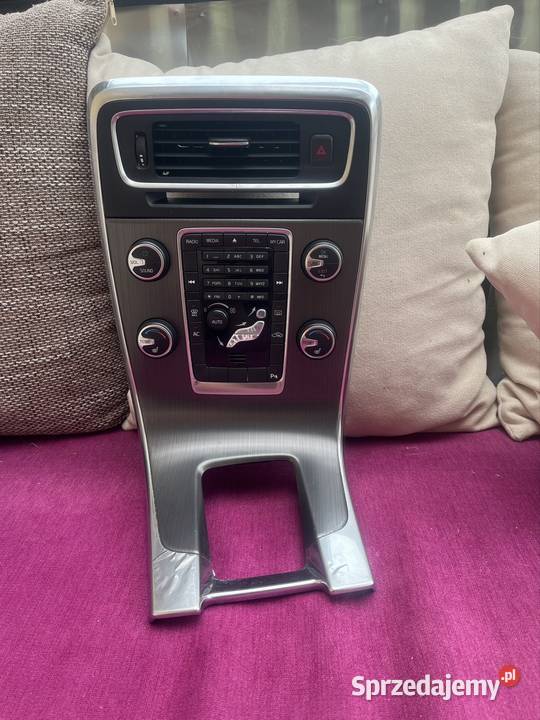 Konsola środkowa Volvo S60 II 20102014r Dęblin