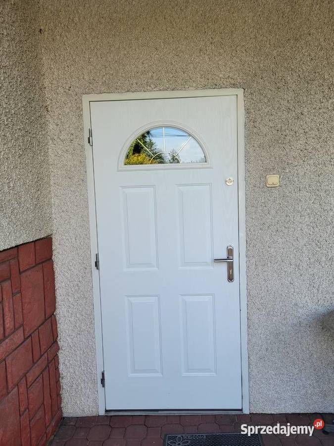 Drzwi zewnętrzne 90L Porta z nową ościeżnicą Bielsk