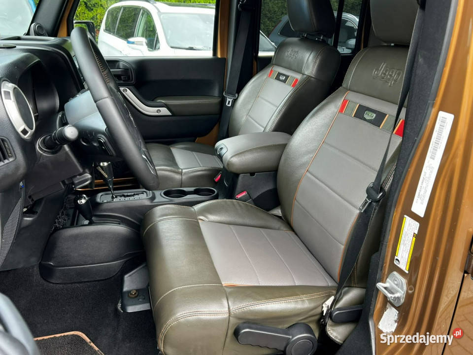 Jeep Wrangler Unlimited 38 Sahara 70th tempomat wielkopolskie Baranowo