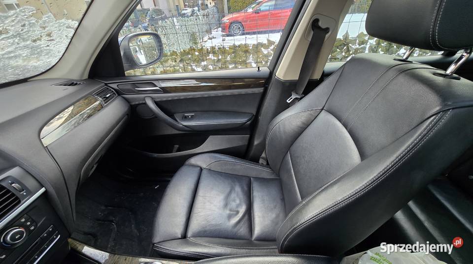 BMW X3 2011 30 L benzyna LPG 260 automat