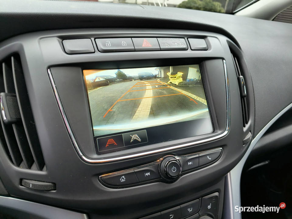 Opel Zafira 14 Turbo 140 Activ Edition 7osob C srebrny