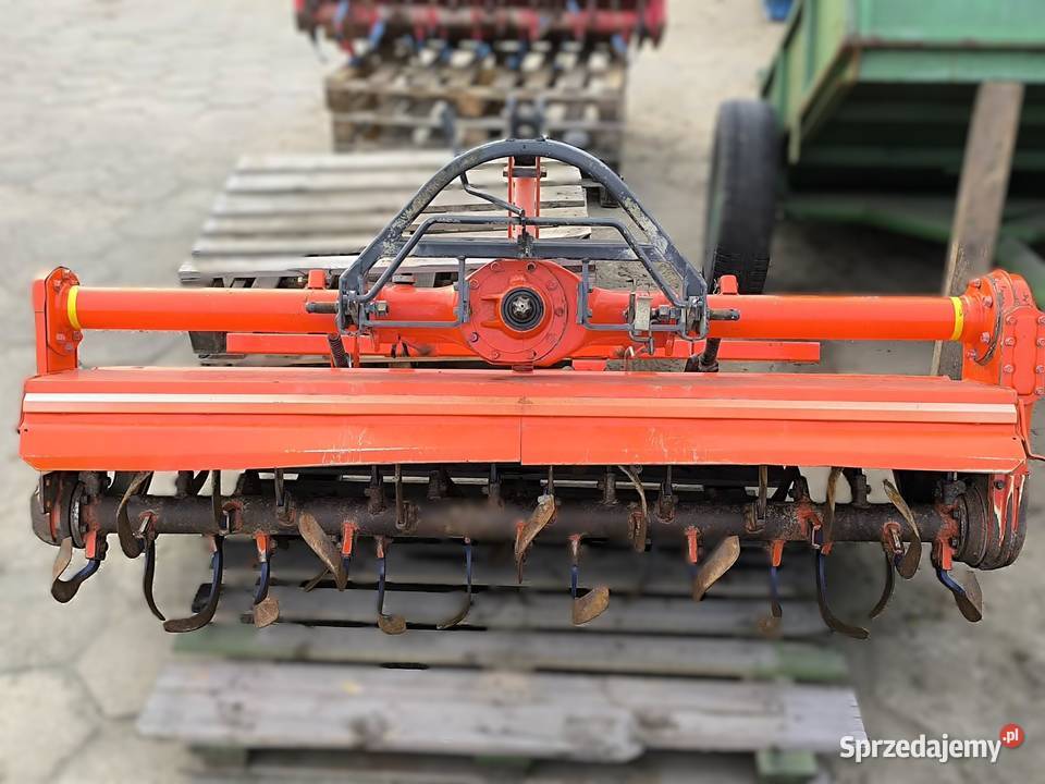 Glebogryzarka KUBOTA 170 3 punktowa Dębica