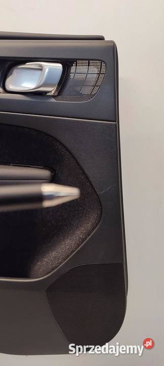 VOLVO XC40 BOCZEK DRZWI LEWY TYŁ 31407697