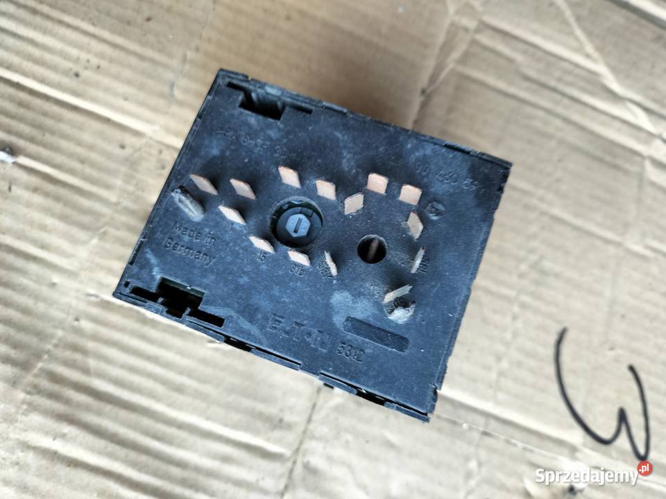WŁĄCZNIK PRZEŁĄCZNIK ŚWIATEŁ OMEGA B 53122836 osobowe Kamień-Kolonia