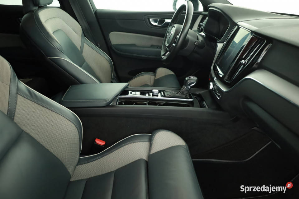 Volvo XC60 D4 nieuszkodzony Piaseczno