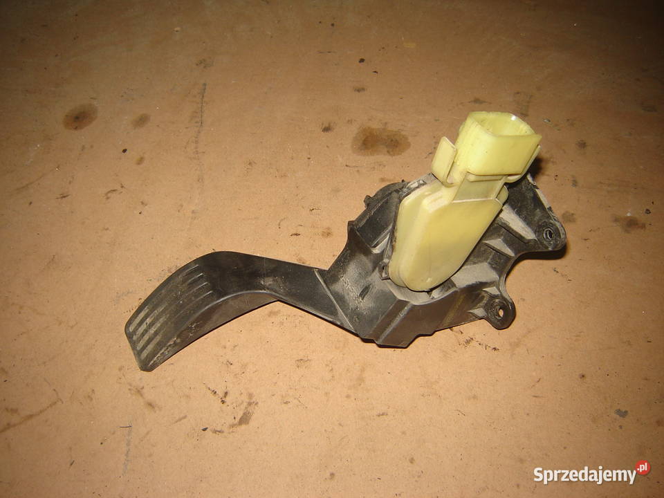 Focus mk1 99r 18 tddi potencjometr gazu