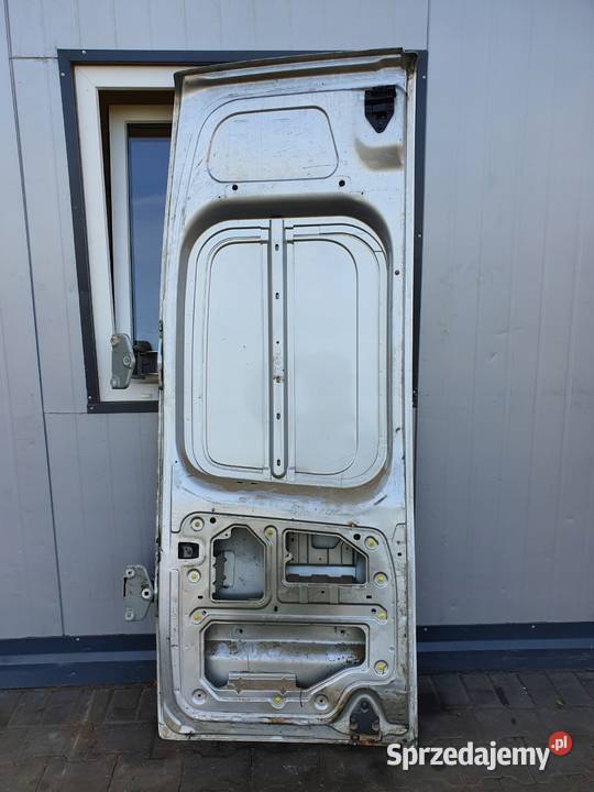 TYNE DRZWI PRAWE Renault Trafic prawy tył osobowe Rudka