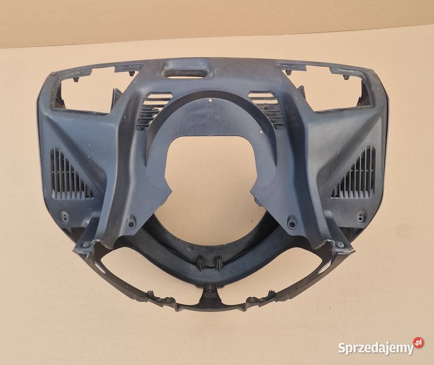 SUZUKI BURGMAN 650 07 CZACHA CZASZA PRZÓD Elementy nadwozia Bieleń sprzedam