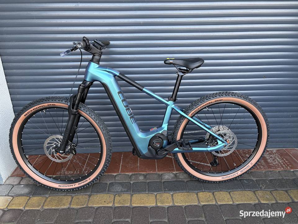 Cube Reaction Hybrid Race 750 nowy rower