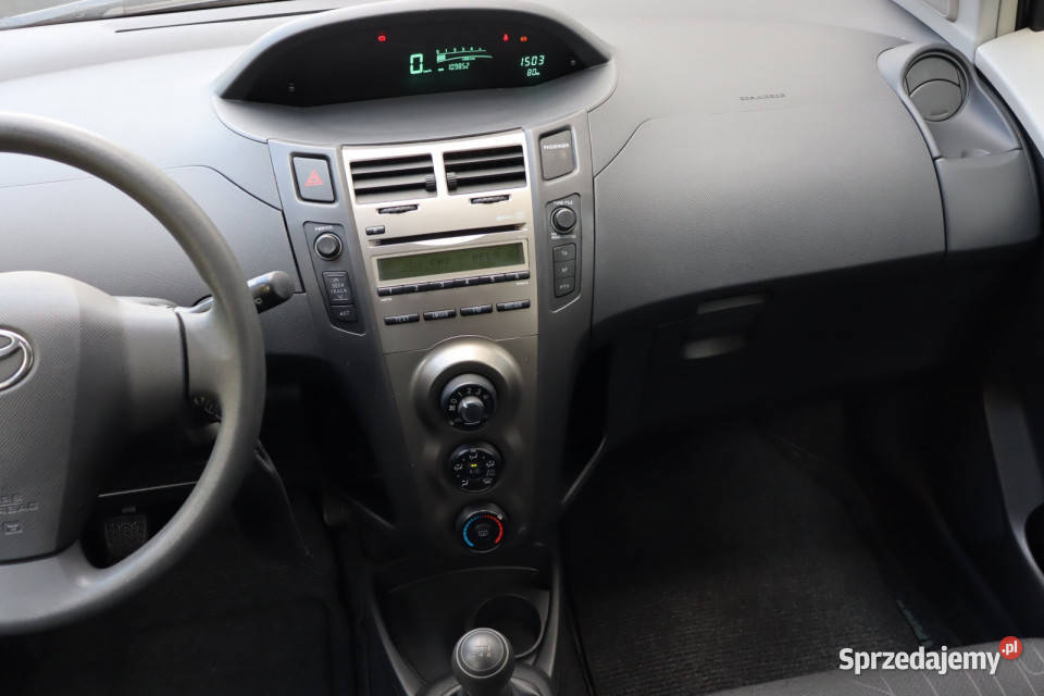 Toyota Yaris 10 VVTi isofix Zabrze