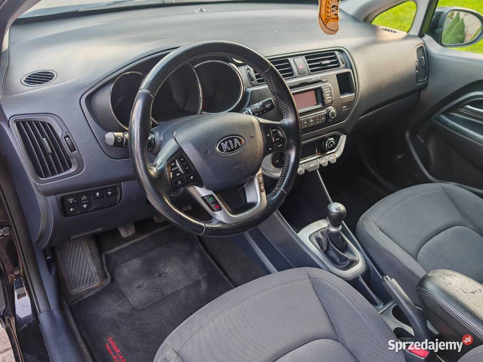 Kia Rio 12 benzyna 2014 Ostrowiec Świętokrzyski