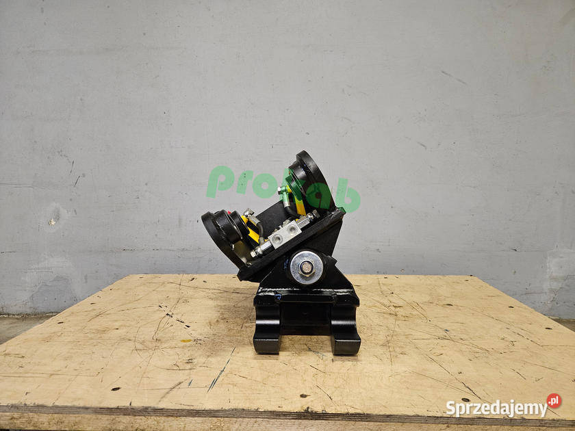 Szybkozłącze wychylne hydrauliczne do