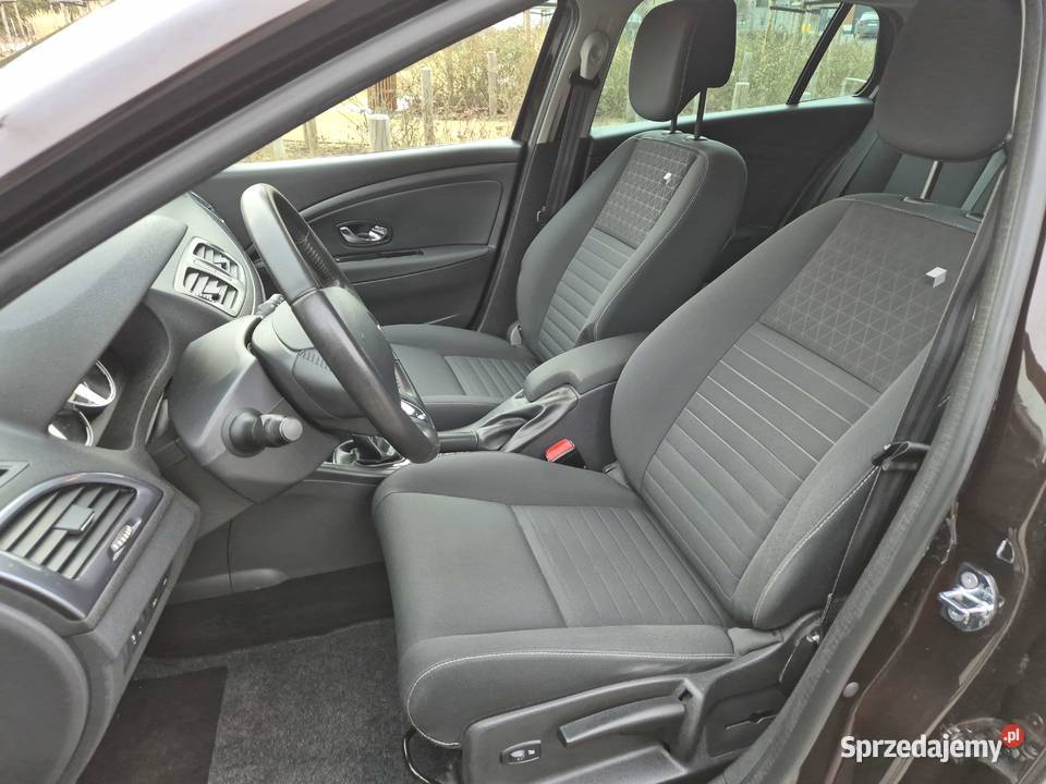 Renault Megane 12 TCe nawigacja klima czujniki Warszawa