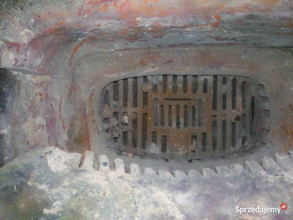 Piec z fajerkami Kominek zeliwny 1959 Vintage Borcz