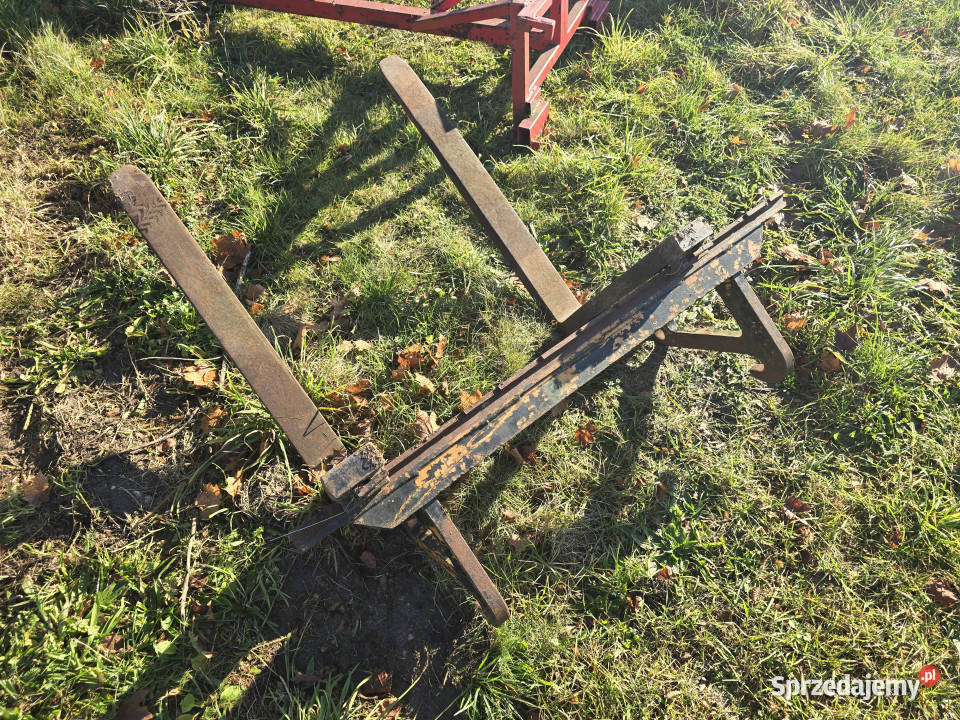 Widły regulowane do ciągnika ładowarki tura 100 warmińsko-mazurskie Litwinki sprzedam