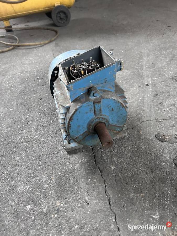 Silnik elektryczny trójfazowy 15 kw 1415 obrotów Śmigiel sprzedam