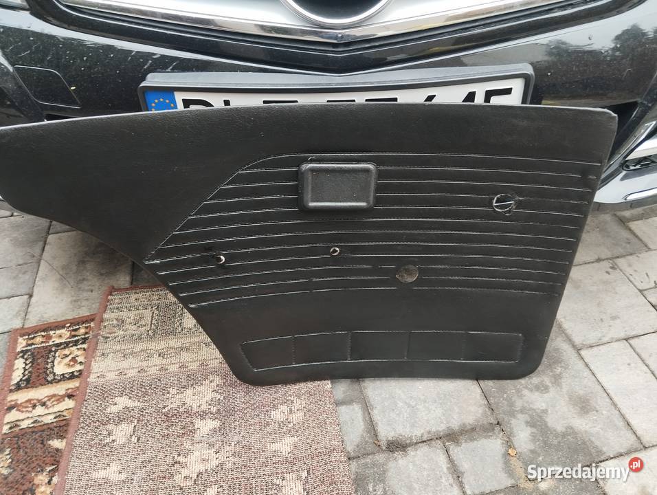 Boczek drzwi fiat 125p Pozostałe Leżajsk