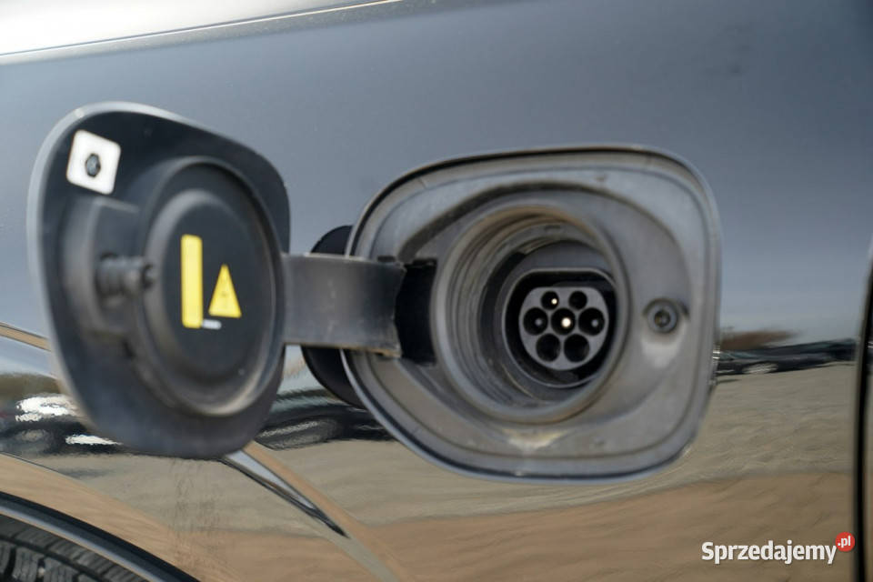 Volvo XC 60 RECHARGE panorama 4x4 kamery 360 acc Motoryzacja Otmuchów sprzedam