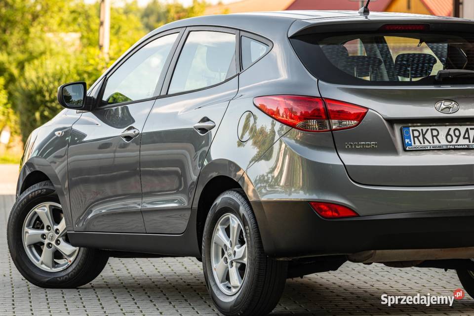 HYUNDAI ix35 Targowiska