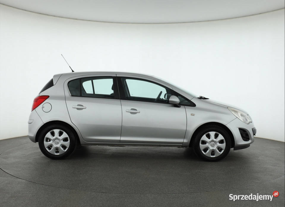 Opel Corsa 13 CDTI srebrny Corsa Piaseczno