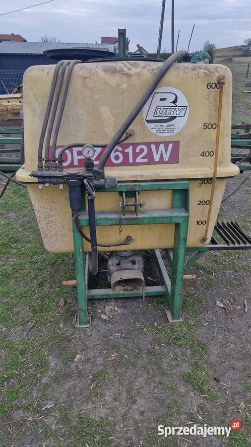 Opryskiwacz bury 612 zbiornik 600 lance 12m