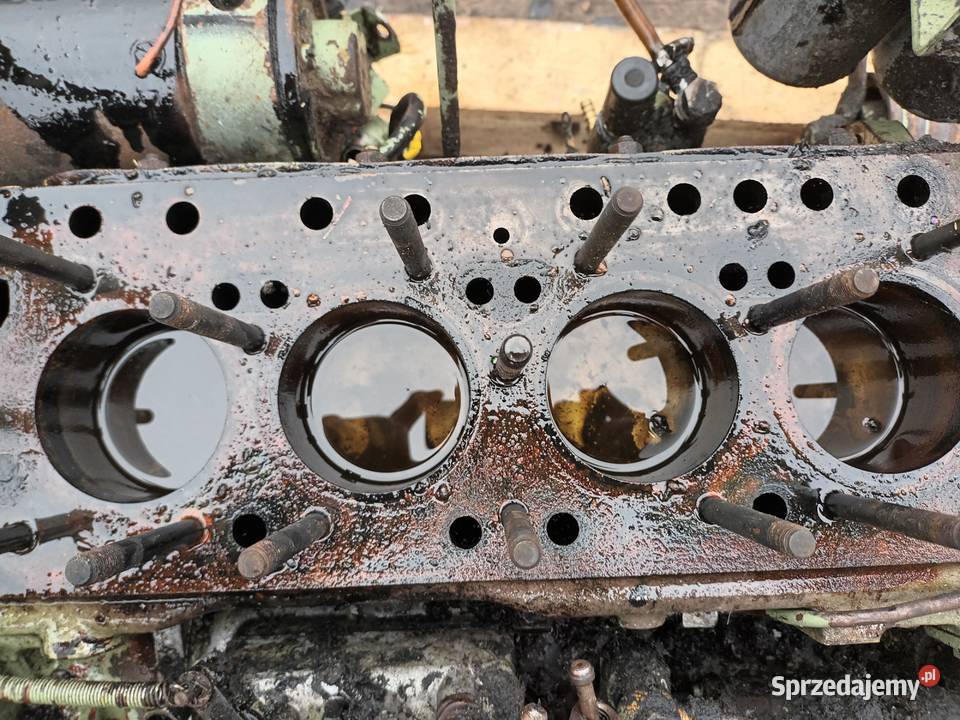 Blok silnik Perkins 3154 inne części Części zamienne świętokrzyskie Bukowie