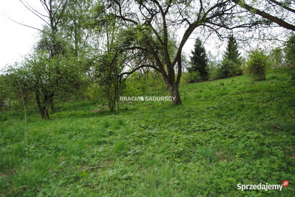 Sprzedaż gruntu 2340m2 Chobędza
