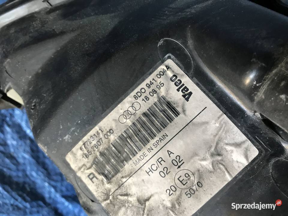 A4 B5 95R LAMPA PRAWA PRZEDNIA PRAWY PRZÓD lampy przednie Bolesławiec
