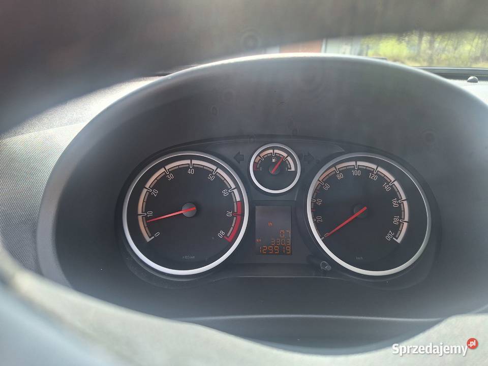 Opel corsa D Milówka