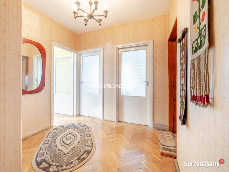 Dom wolnostojący Niepołomice Królewska 200m2 4750zł/m2