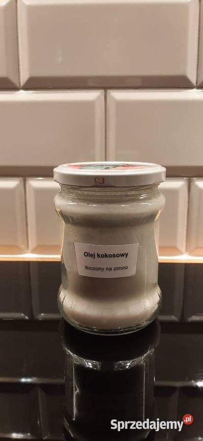Oleje tloczone na zimno lniany złocisty konopny Olej Krzeszów