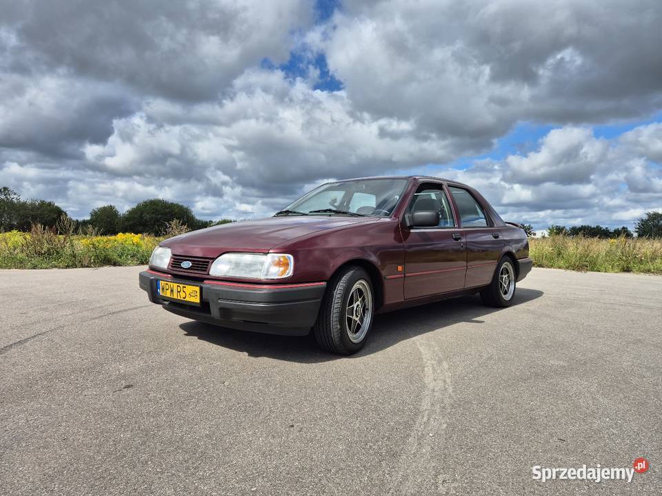 Ford sierra 16 1990 r pięknie zachowana i mazowieckie Zgorzała
